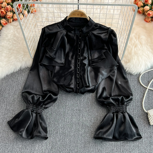 Blusa de satén de acetato con cuello alto y manga acampanada estilo retro, top holgado para mujer - Product Image 1