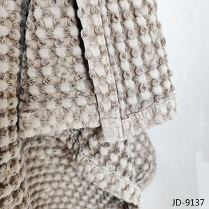 Làm Mát Sang Trọng Kết Cấu Bông Cổ Điển Waffle Dệt Stonewashed Bán Buôn Chăn Ném Chăn Tùy Chỉnh Bao Bì - Product Image 4