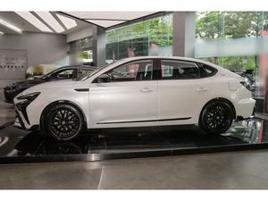 MG6 1.5T Berline LHD Automatique Voiture d'occasion Chine - Modèles 2021-2025 Faible Kilométrage Titre Propre Sans Accident - Product Image 4