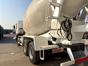 รถบรรทุกคอนกรีต HOWO 6x4 371 แรงม้า มาตรฐานส่งออกสำหรับตลาดก่อสร้างต่างประเทศ - Product Image 5