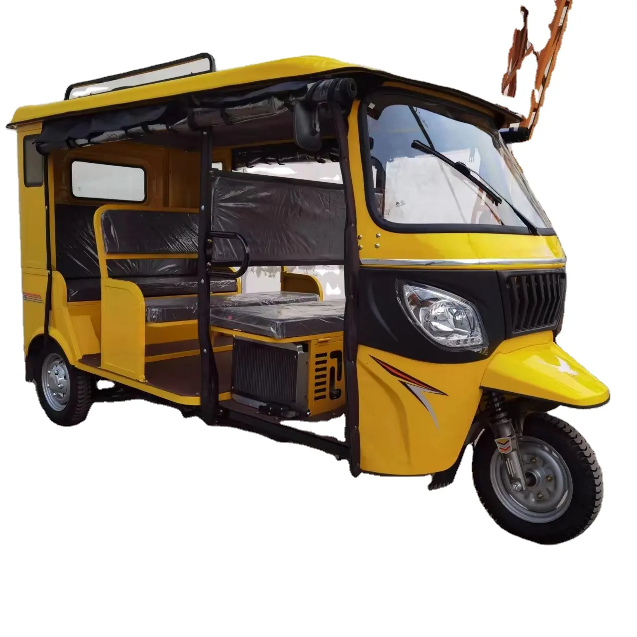 Hot Sale Fuel Tricycles Tuk Tuk Tricycle 3 Wheels Big Space Passenger Sightseeing Rickshaw