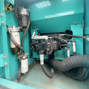 Excavatrice d'occasion KOBELCO 140 de 74 kW avec fixation rapide disponible, capacité de la benne de 0,55 m³, pour projets d'ingénierie municipale - Product Image 2