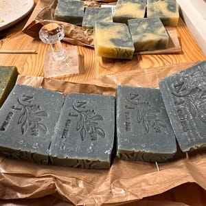 साबुन स्टांप मोल्ड कस्टम लोगो ऐक्रेलिक साबुन स्टैम्पिंग मर - Product Image 6