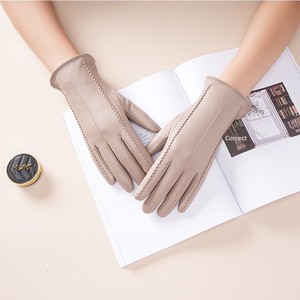 <span class=keywords><strong>Gants</strong></span> <span class=keywords><strong>en</strong></span> cuir véritable pour femmes, doublés de fourrure, épais, compatibles avec les écrans tactiles, coupe-vent, <span class=keywords><strong>en</strong></span> peau de mouton, pour l'hiver - Product Image 4