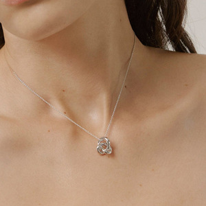 Collier pendentif simple en argent plaqué AKICE, tendance unisexe, luxe léger, cadeau assorti à tous les styles, bijoux pour tous les jours - Product Image 5