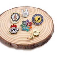 Pin's Métalliques en Gros Fabricant Conception de Logo Personnalisé Épingles à Broche Émail Mou ou Dur Badge Rond Pin's de Revers Décoratif pour Costumes Casquettes Chapeaux