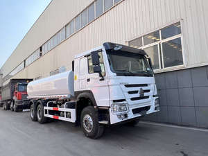低価格Sinotruck Howo 6*4 20cbmスプリンクラー水タンク水輸送用 - Product Image 3