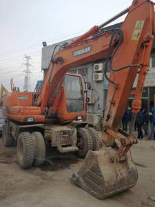 Excavatrice multifonctionnelle sur chenilles originale de la Corée DOOSAN DH150-7 Hyundai à haut rendement en bon état d'occasion en vente - Product Image 4