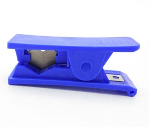 2 m de pinces de dé<span class=keywords><strong>coupe</strong></span> de tuyaux d'air en plastique, TC-01, pour tubes en caoutchouc PU NA, avec couleurs et logo personnalisés - Product Image 1