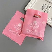 Sac de courses en plastique rose personnalisé découpé à l'emporte-pièce, idéal pour l'emballage cadeau, sacs de vente au détail en PE avec logo pour vêtements - Offre Spéciale
