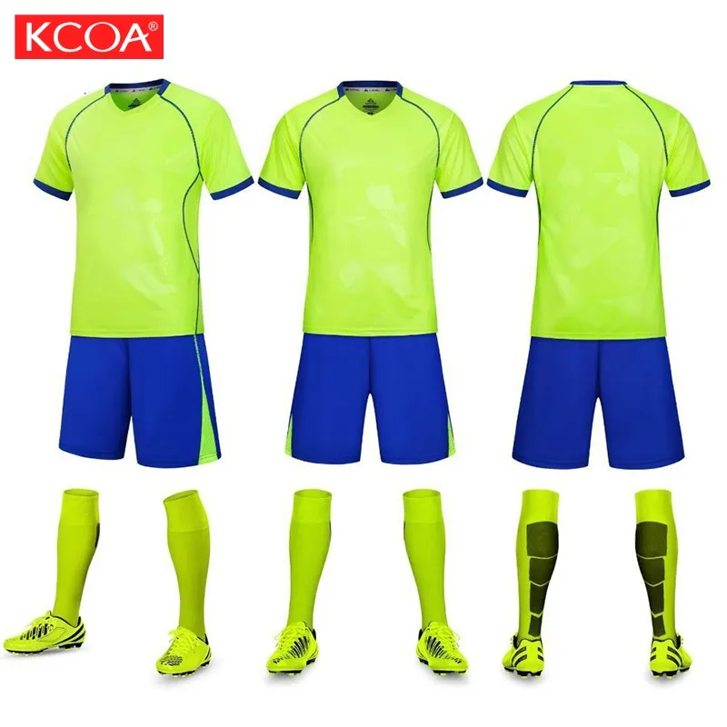 Kcoa Oem Sportkleding Groothandel Voetbalteam Uniform Set Custom Design Gesublimeerd Voetbal Shirt Voetbal Jersey Voor Mannen