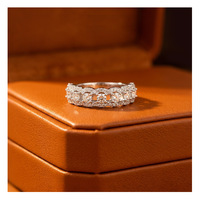 Bague Éternité en Argent Sterling 925 avec Moissanite Ronde Taille D Color VVS, Bague Empilable Pavée pour Femme, Bijoux de Mariée