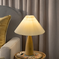 Lampe de table LED éco-chic nordique en bois de caoutchouc recyclé, à économie d'énergie, avec abat-jour champignon en lin rustique simple, douille E27 Edison