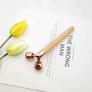 FaceRoller en bois 3D masseur visage Jade outil Rose Jade rouleau Quartz Gua Sha - Product Image 2