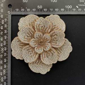 2026年激安セール ガラスラインストーン 3D立体フラワー 衣類パッチ 靴 バッグ 衣類DIYアクセサリー フラワー - Product Image 1