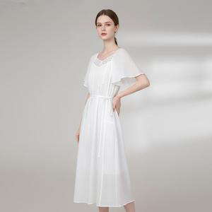 <span class=keywords><strong>เด</strong></span><span class=keywords><strong>รส</strong></span>ลูกไม้สีขาวทรงเอไลน์สำหรับผู้หญิง ดีไซน์ผูกเอว สไตล์ลำลอง รุ่นใหม่ประจำปี 2026 เหมาะสำหรับงานปาร์ตี้ริมชายหาดช่วงฤดูร้อน - Product Image 2