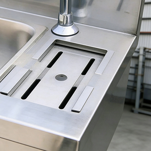 Macchina igienizzante per coltelli professionali per l'igiene e la sicurezza alimentare - Product Image 4