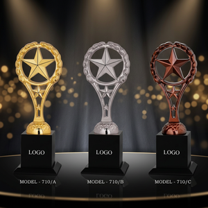 Elegante Trofeo Estrella con Grabado y Fundición, Diseño Metálico Portátil de Fundición a Presión para Logradores - Product Image 2