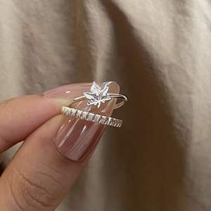 Bague en argent pur S925, feuille d'érable, style coréen cool, exquis, simple, superposé, cercle uni, incrustation, licence privée - Product Image 2