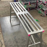 Échelles pliantes portables plate-forme de travail d'échafaudage en métal à hauteur réglable échafaudage d'échafaudage pour la décoration intérieure
