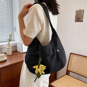 Artificial Osmanthus Flower <b>Bag</b> <b>Charm</b> Lightweight Keyring Hanging Pendant Decoration for Everyday Carry Soft PU Leather Keyring - Product Image 4