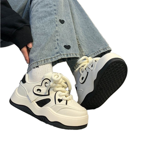 Zapatillas deportivas casuales de mujer 2026 con suela gruesa, multifuncionales, de fondo plano, con cierre de cordones y forro polar, estilo chunky. - Product Image 1