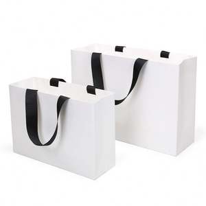 Wholesale Paper Low-Priced Luxury Retail Shopping Gift Paper <b>Bags</b> Customized <b>Clothing</b> Shopping <b>Bags</b> <b>Packaging</b> Paper <b>Bags</b> - Product Image 5