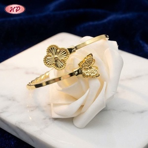กำไลข้อมือผู้หญิงรูปงูประดับเพชรซิร์คอน ดีไซน์หรูหราจาก Hengdian ชุบทอง 18K บนทองเหลือง เครื่องประดับแฟชั่น - Product Image 3
