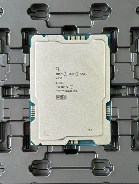 AI Computing Optimized High Performance for Xeon Data Center Server CPU 6530 32C/64T 2.1GHz 64-bit Virtualization Technology