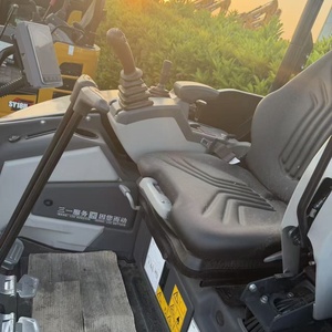 Intérieur de cabine d'excavatrice SANY SY26U avec pièces de commande - Product Image 2
