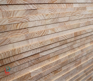 Panneau en bois de caoutchouc stratifié 1200x2400mm, joint en doigt de cheval, qualité AA/AB, lisse et poncé pour meubles - Product Image 4