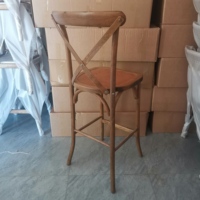 Chaise de bar/tabouret de bar à dossier croisé en bois massif pour la fête de mariage
