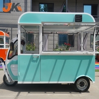 Remolque Vintage Multifuncional - Configuración de Servicio con 4 Ventanas para Demanda Máxima