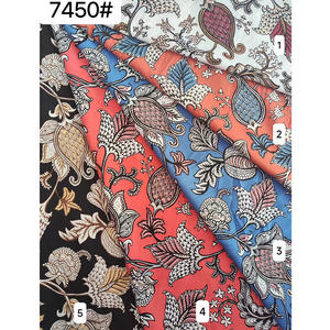 Tissu imprimé en polyester 100% de <span class=keywords><strong>bombe</strong></span> à quatre côtés du modèle coloré 100D de mode - Product Image 2