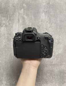 กล้อง EOS 77D ราคาประหยัด พร้อมเลนส์ 18-105 มม. ความละเอียด 24.2MP เซ็นเซอร์ APS-C CMOS กล้อง DSLR ระดับกลาง ถ่ายวิดีโอได้ ความละเอียด 1080p - Product Image 4