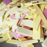 Éponge en mousse PU de haute qualité à bas prix, déchets de nettoyage à sec pour la matière première de la mousse rebondie
