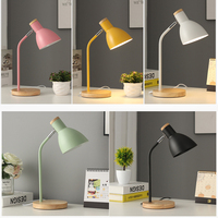 Nordique Macaron Lampe De Table Enfants Apprendre Veilleuse Bois LED Lampe De Bureau En Fer Forgé pour Chambre Lampe De Chevet Cadeau Lampes De Table