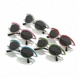 Lunettes de soleil de luxe brillantes avec logo personnalisé, entièrement ornées de strass, protection UV400, unisexes, style punk - Product Image 3