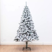 Arbre de Noël blanc en PVC de haute qualité arbre debout décoratif enneigé artificiel avec des caractéristiques personnalisées
