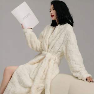 Camisón de franela de lujo para mujer, ropa de dormir gruesa cálida para invierno, transpirable, térmico, sólido, elegante, informal, suave, tela de lana - Product Image 3