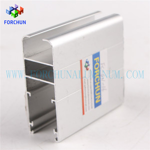 Perfiles <span class=keywords><strong>de</strong></span> extrusión <span class=keywords><strong>de</strong></span> <span class=keywords><strong>aluminio</strong></span> gris plateado disponibles <span class=keywords><strong>para</strong></span> <span class=keywords><strong>ventanas</strong></span> y puertas corredizas 744/8025 <span class=keywords><strong>de</strong></span> Colombia y Costa Rica - Product Image 2