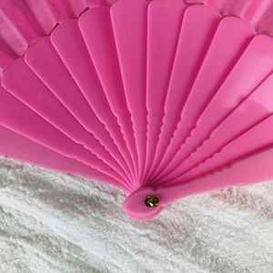 Elegante Abanico Plegable Tallado a Mano con Música, Hecho a Mano para el Año Nuevo Chino, Halloween y Bodas, con Mango de Plástico - Product Image 5