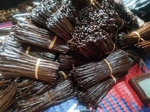 Vainas de Vainilla de Madagascar 100% Naturales Secas al Sol, Premium Bourbon Planifolia Grado A para Repostería, 1kg/2kg, Vida Útil de 3 Años - Product Image 2