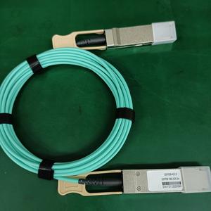 Usine en gros YXFiber QSFP28 à QSFP28 100G OM2/OM3/OM4 AOC câbles à fibres 2m 4m 5m 10m 15m <span class=keywords><strong>20m</strong></span> pour FTTX/Data Center - Product Image 3