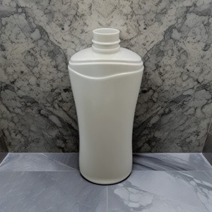 High Quality 240ml 300ml 400ml PET <strong>Bottle</strong> With Flip-Top Latched New Design Wave <strong>Plastic</strong> <strong>Bottle</strong> For Lotion &amp; Shampoo