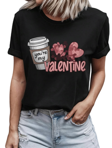 T-shirt da donna con stampa di cuori e caffè per San Valentino, manica corta, girocollo, casual, primavera estate, 100% cotone jersey, vestibilità regolare - Product Image 1