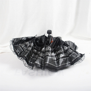 Parapluie Lolita Vintage en Dentelle, Parasol Imprimé Floral, Doublure Fleurie, Protection Solaire, Imperméable, Pliage Manuel, Gothique, Élégant, Cosplay, Mariage, Fête - Product Image 5