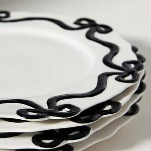 Platos de cerámica redondos con diseño único de lazo y volantes, artículos de decoración para el hogar, regalo, vajilla, plato base para bodas, platos para restaurante - Product Image 3