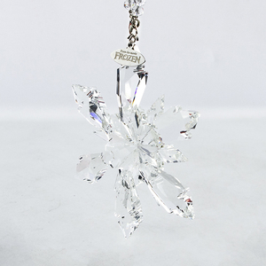 Guangzhou Meistverkaufte Hochwertige Personalisierte Kristall-Weihnachtsornamente Lasergravur Schneeflocke Kreisform für die Familie - Product Image 1
