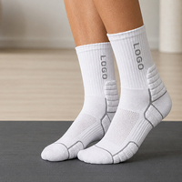 Chaussettes de sport en coton avec logo personnalisé, respirantes, rembourrées, mi-mollet, pour la course à pied, le tennis, la gym, unisexes, chaussettes de basket-ball